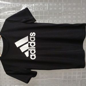 Boys Medium Adidas Tee